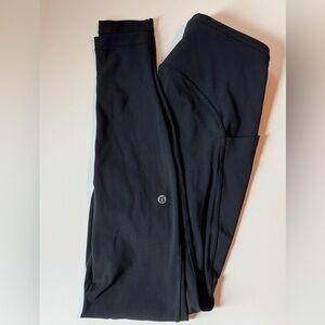 lululemon athletica women’s leggings. Black. Size 4.